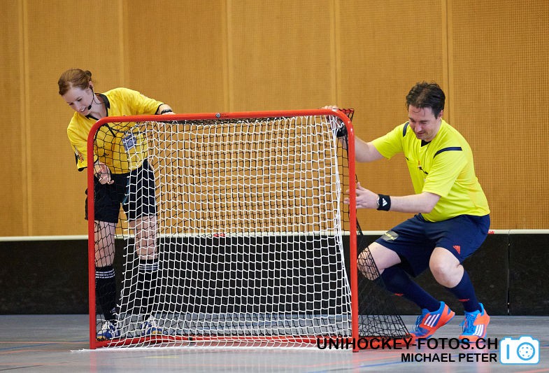 Testspiel zwischen den Damen A Nationalmannschaften Golden Girls - Damen A-Nati 
Resultat 6 : 3 am 16. Mai 2015 in der Sporthalle Ruebisbach in Kloten
Bild: Michael Peter