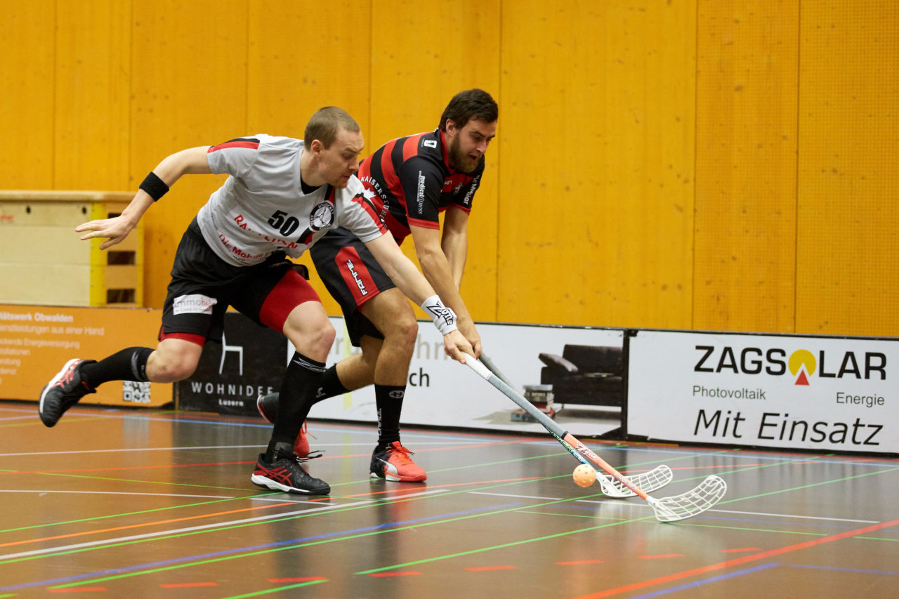 Ad Astra Sarnen - Basel Regio Resultat 4 : 3 
am 22. Januar 2017 in der Dreifachhalle Sarnen 
Bild: Michael Peter und Stefan Bräutigam