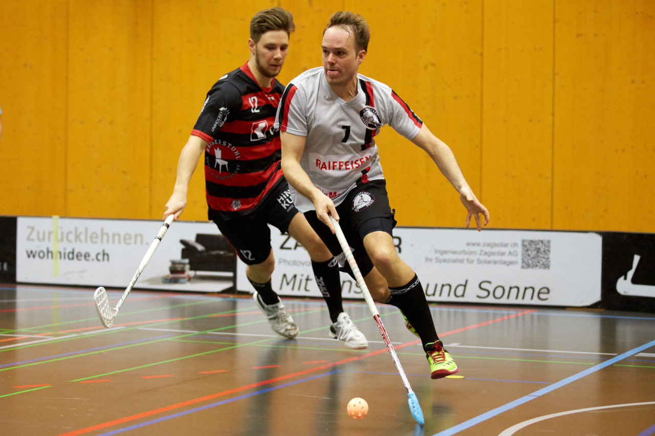 Ad Astra Sarnen - Basel Regio Resultat 4 : 3 
am 22. Januar 2017 in der Dreifachhalle Sarnen 
Bild: Michael Peter und Stefan Bräutigam