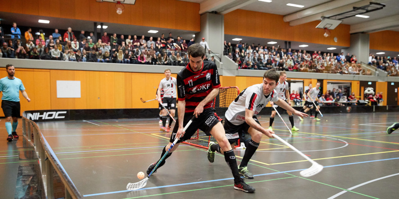 Ad Astra Sarnen - Basel Regio Resultat 4 : 3 
am 22. Januar 2017 in der Dreifachhalle Sarnen 
Bild: Michael Peter und Stefan Bräutigam