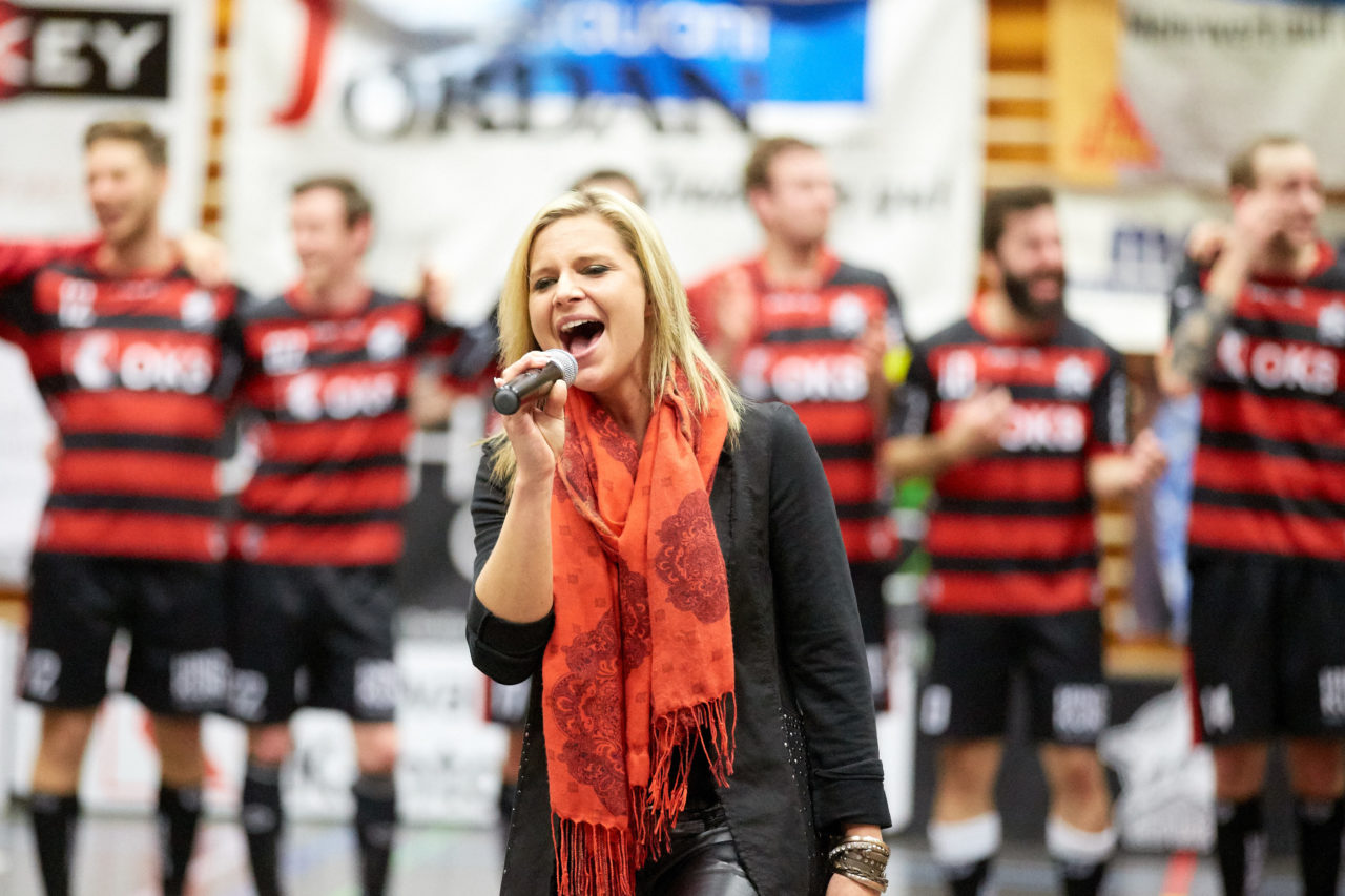 Ad Astra Sarnen - Basel Regio Resultat 4 : 3 
am 22. Januar 2017 in der Dreifachhalle Sarnen 
Bild: Michael Peter und Stefan Bräutigam