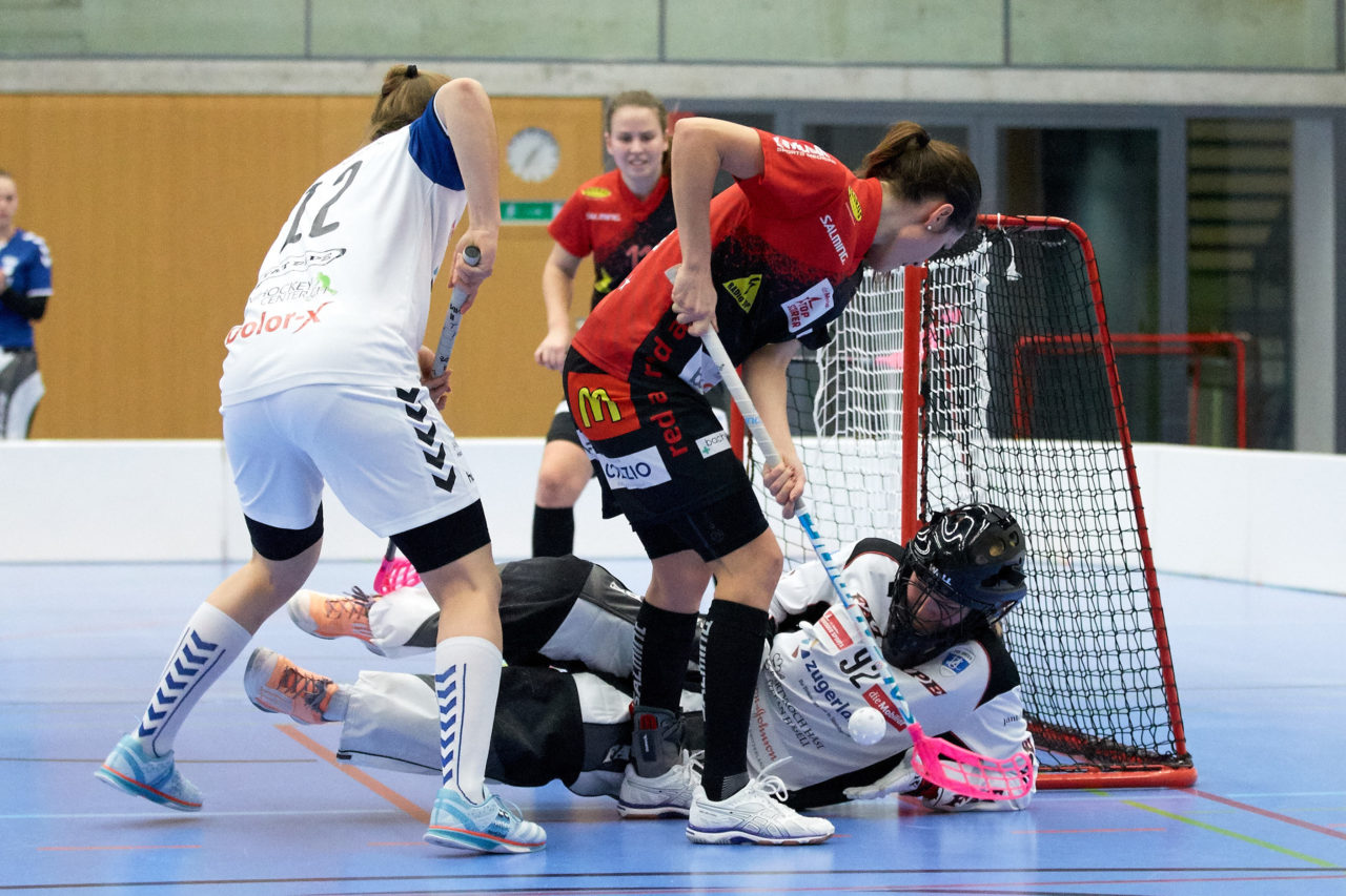 Zug United Damen NLA
Zug United - Red Ants Rychenberg Winterthur 
Resultat 3 : 4 am 15. Januar 2017 in der Sporthalle Schönenbühl in Unterägeri 
Bild: Michael Peter