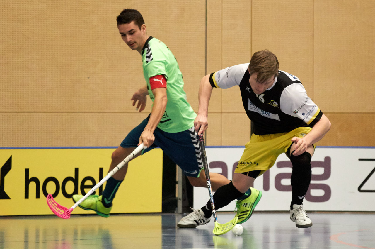 Zuger Highlands - Jona Uznach Flames 
Resultat 8 : 3 am 28. Januar 2017 in der Sporthalle Hofmatt in Oberägeri 
Bild: Michael Peter