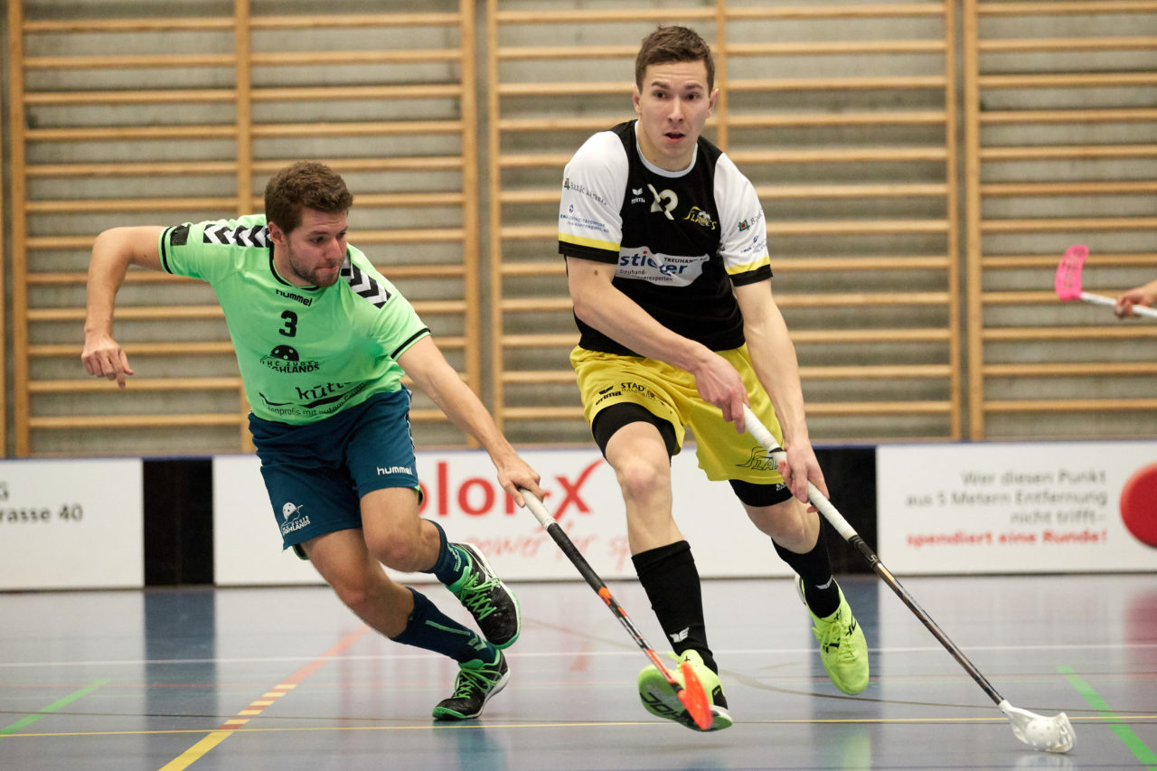 Zuger Highlands - Jona Uznach Flames 
Resultat 8 : 3 am 28. Januar 2017 in der Sporthalle Hofmatt in Oberägeri 
Bild: Michael Peter