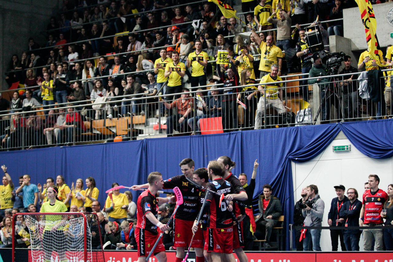25.2.2017; Bern; Unihockey Cupfinal Herren 2017; GC Unihockey - HC Rychenberg Winterthur; Winterthurer Jubel.
 
(Claudio Thoma/freshfocus)