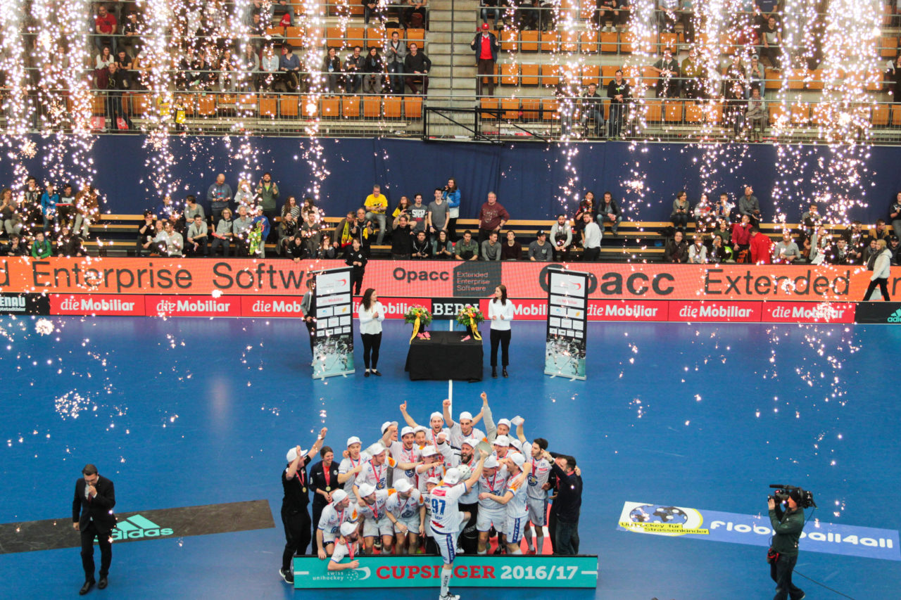 25.2.2017; Bern; Unihockey Cupfinal Herren 2017; GC Unihockey - HC Rychenberg Winterthur; GC ist Cupsieger 2017.
 
(Claudio Thoma/freshfocus)