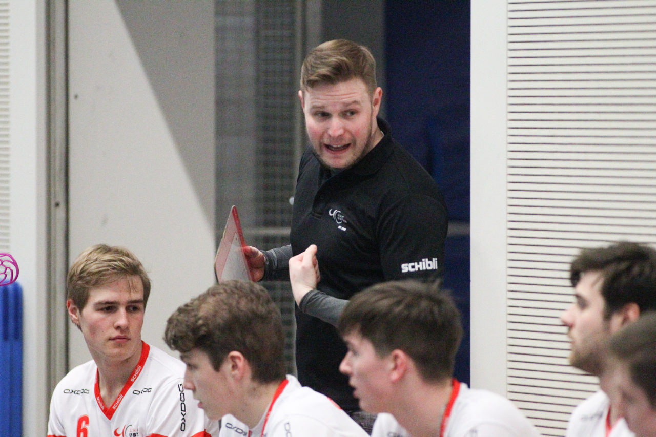 Sporthalle Weissenstein (Bern), 23.09.2016, Unihockey Herren U21 A Playoff Viertelfinal Spiel 5, Floorball Köniz - UHC Uster, Kaspar Gassmann (UHC Uster)

(Severin Binkert, unihockey-fotos.ch)

Copyright: Severin Binkert, unihockey-fotos.ch – Dieses Bild wurde durch swiss unihockey lizenziert und darf ausschliesslich auf den Online-Kanälen von swiss unihockey verwendet werden. Die redaktionelle oder kommerzielle Nutzung durch Dritte (Medien, Vereine, Unternehmen oder Privatpersonen) per Download von diesem flickr-Account ist ausgeschlossen. Das Bild kann bei Interesse via unihockey-fotos.ch kostenpflichtig lizenziert werden. unihockey-fotos.ch behält sich vor, fehlbaren Medien, Vereinen, Unternehmen oder Privatpersonen Bilder mit einem Zuschlag in Rechnung zu stellen.