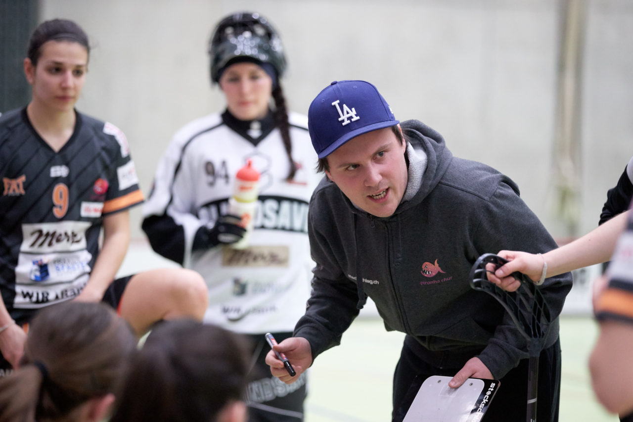 Zug United Damen NLA 
Zug United - piranha chur 0 : 7 
am 11. Februar 2017 in der Sporthalle Dormatt in Rotkreuz 
Bild: Michael Peter