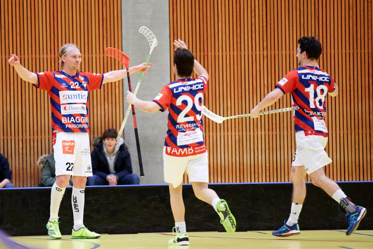 Zug United Herren NLB 
Zug United - Ticino Unihockey Playoff Viertelfinal erstes Spiel  Resultat 8 : 6 
am 18. Februar 2017 in der Sporthalle Zug 
Bild: Michael Peter