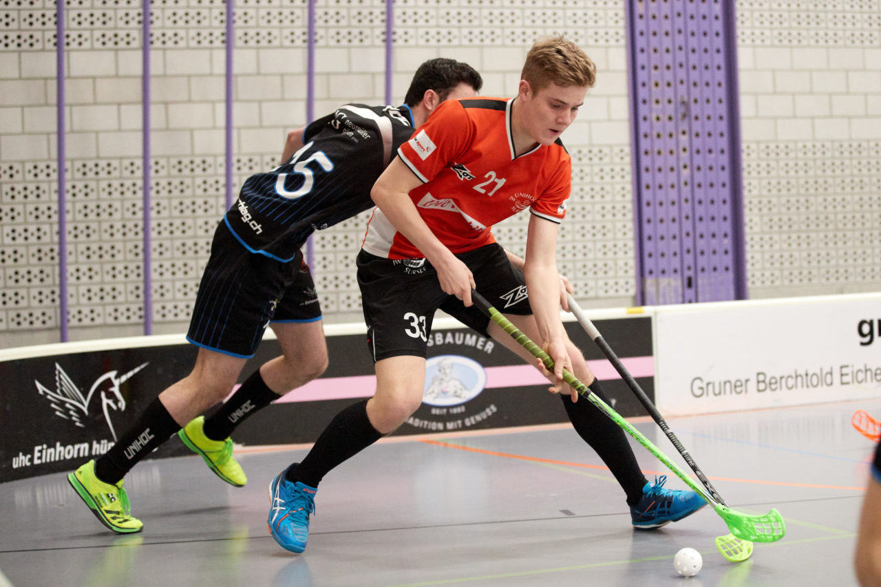 UHC Einhorn Hünenberg - UHC JW Sursee 86 Resultat 4 : 3 
am 19. Februar 2017 in der Sporthalle Ehret in Hünenberg 
Bild: Michael Peter