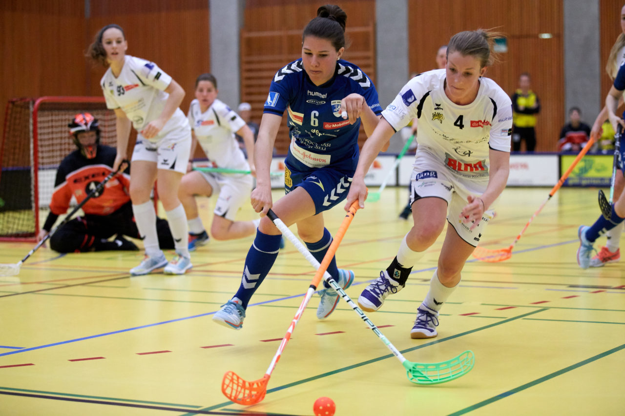 Zug United Damen NLA Playoff Viertelfinal 
Zug United - Wizards Bern Burgdorf 
Resultat 3 : 8 am 12. März 2017 in der Sporthalle Zug 
Bild: Michael Peter
