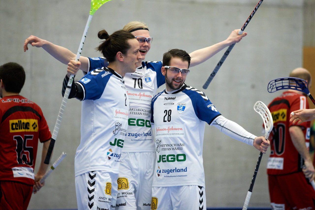 Zug United Herren NLB Playoff-Halbfinal  
Zug United - UHC Sarganserland  Resultat 9 : 2 
am 11. März 2017 in der Sporthalle Schönenbühl in Unterägeri 
Bild: Michael Peter