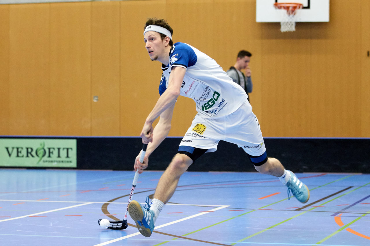 Zug United Herren NLB Playoff-Halbfinal  
Zug United - UHC Sarganserland  Resultat 9 : 2 
am 11. März 2017 in der Sporthalle Schönenbühl in Unterägeri 
Bild: Michael Peter