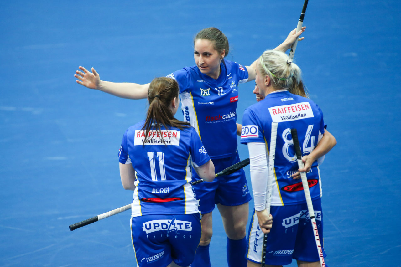 SWISS Arena (Kloten), 22.04.2017, Unihockey Damen Superfinal, UHC Dietlikon - piranha chur, Tanja Stella (Nr. 12, UHC Dietlikon)

(Severin Binkert, unihockey-fotos.ch)

Copyright: Severin Binkert, unihockey-fotos.ch – Dieses Bild wurde durch swiss unihockey lizenziert und darf ausschliesslich auf den Online-Kanälen von swiss unihockey verwendet werden. Die redaktionelle oder kommerzielle Nutzung durch Dritte (Medien, Vereine, Unternehmen oder Privatpersonen) per Download von diesem flickr-Account ist ausgeschlossen. Das Bild kann bei Interesse via unihockey-fotos.ch kostenpflichtig lizenziert werden. unihockey-fotos.ch behält sich vor, fehlbaren Medien, Vereinen, Unternehmen oder Privatpersonen Bilder mit einem Zuschlag in Rechnung zu stellen.
