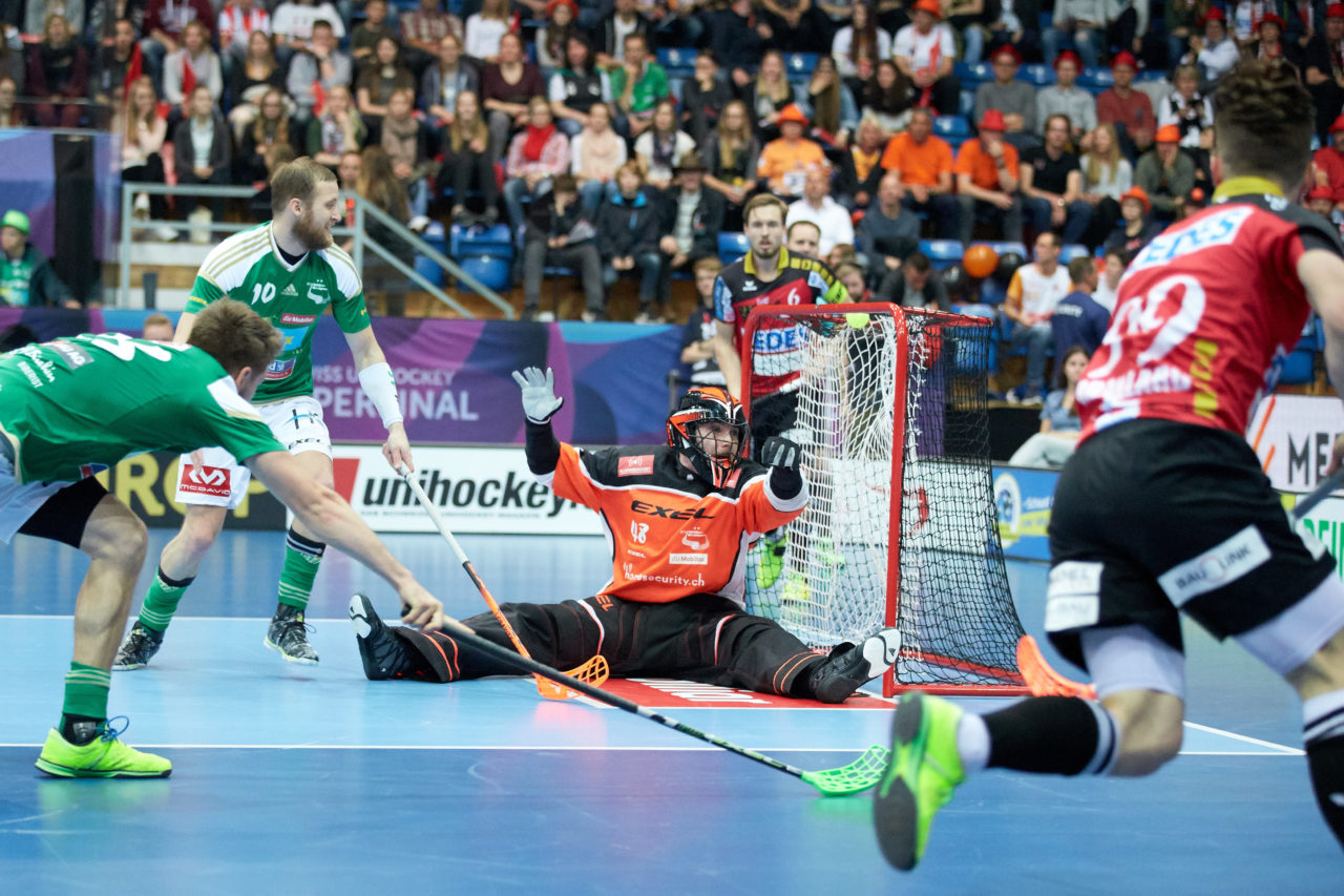 Herren NLA Superfinal 2016/17
SV Wiler-Ersigen - UHC Alligator Malans
Am 22. April 2017 in der SWISS Arena in Kloten 
Foto: Michael Peter unihockey-fotos.ch