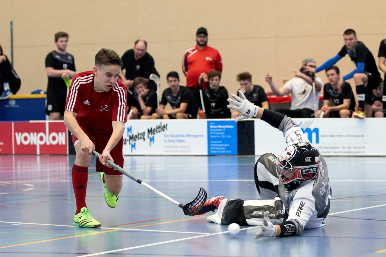 Junioren U17 Trophy Finalturnier mit den Teams U17 Zentral, U17 West, U17 Ost,  Zug United U18, Zürich United B18 und Team Bern am 29. und 30. April 2017 in der Sporthalle Hofmatt in Oberägeri 
Bild: Michael Peter