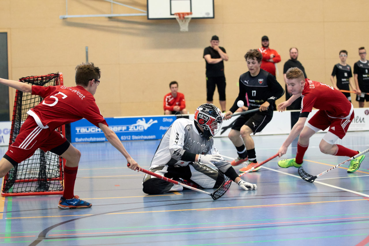 Junioren U17 Trophy Finalturnier mit den Teams U17 Zentral, U17 West, U17 Ost,  Zug United U18, Zürich United B18 und Team Bern am 29. und 30. April 2017 in der Sporthalle Hofmatt in Oberägeri 
Bild: Michael Peter