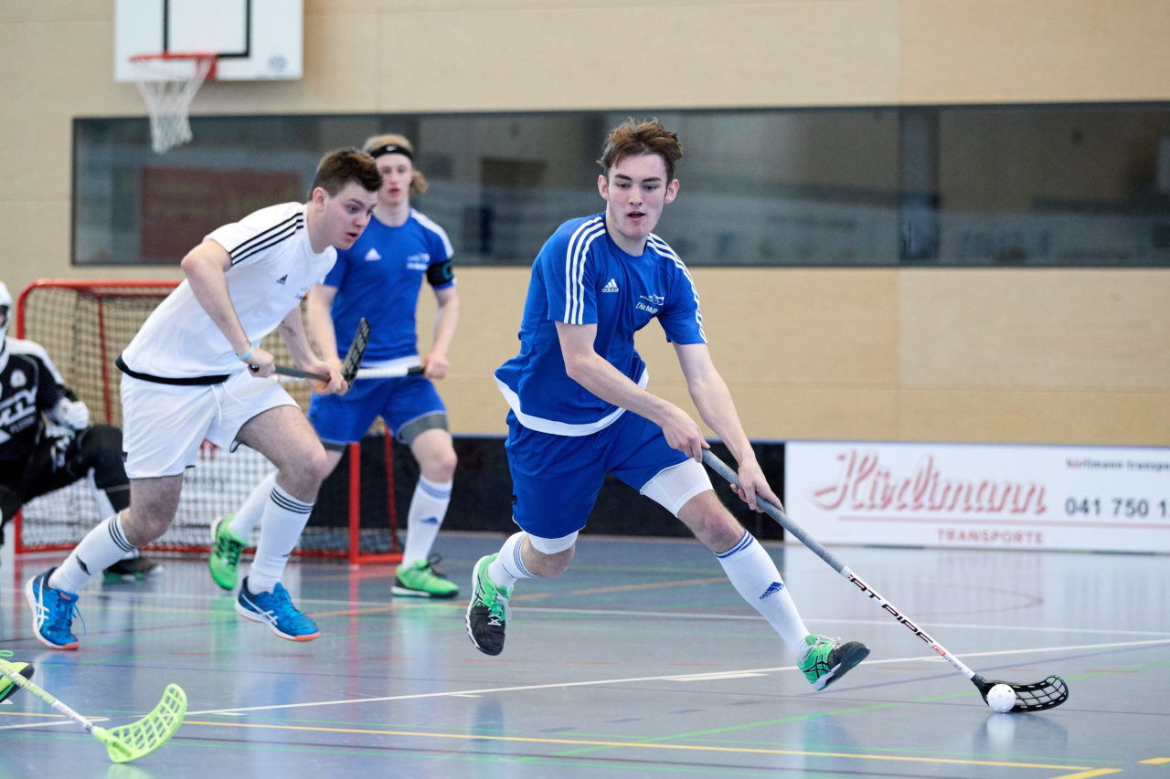 Junioren U17 Trophy Finalturnier mit den Teams U17 Zentral, U17 West, U17 Ost,  Zug United U18, Zürich United B18 und Team Bern am 29. und 30. April 2017 in der Sporthalle Hofmatt in Oberägeri 
Bild: Michael Peter