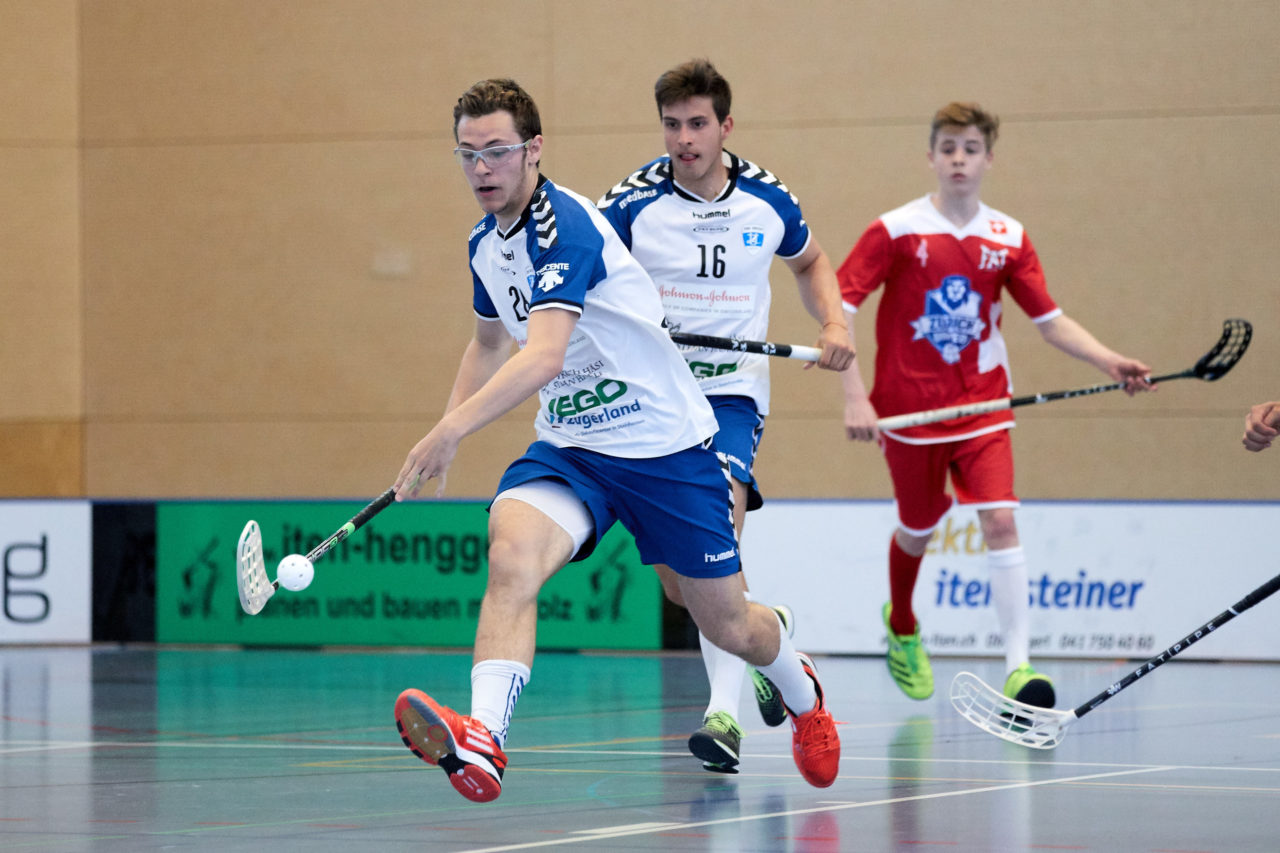 Junioren U17 Trophy Finalturnier mit den Teams U17 Zentral, U17 West, U17 Ost,  Zug United U18, Zürich United B18 und Team Bern am 29. und 30. April 2017 in der Sporthalle Hofmatt in Oberägeri 
Bild: Michael Peter