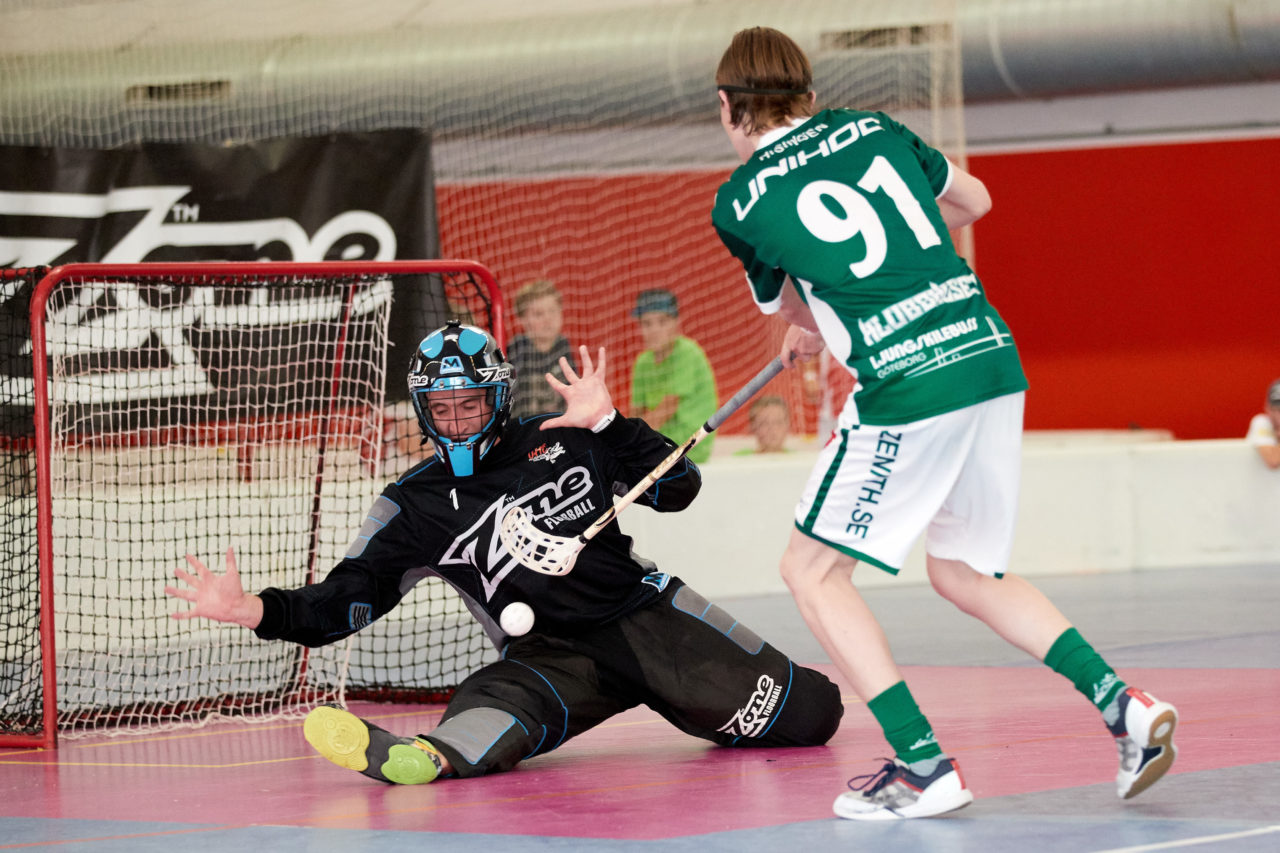 Unihockey Nachwuchsturnier Prague Games der grössten Schweizer Teilnehmerdelegation unter dem Namen Zug United vom 10. bis 14. Juli 2017 in Prag, Tschechische Republik
Kategorien Boys B12 bis Boys B18 und Girls G12 bis Girls G18
Bilder: Michael Peter