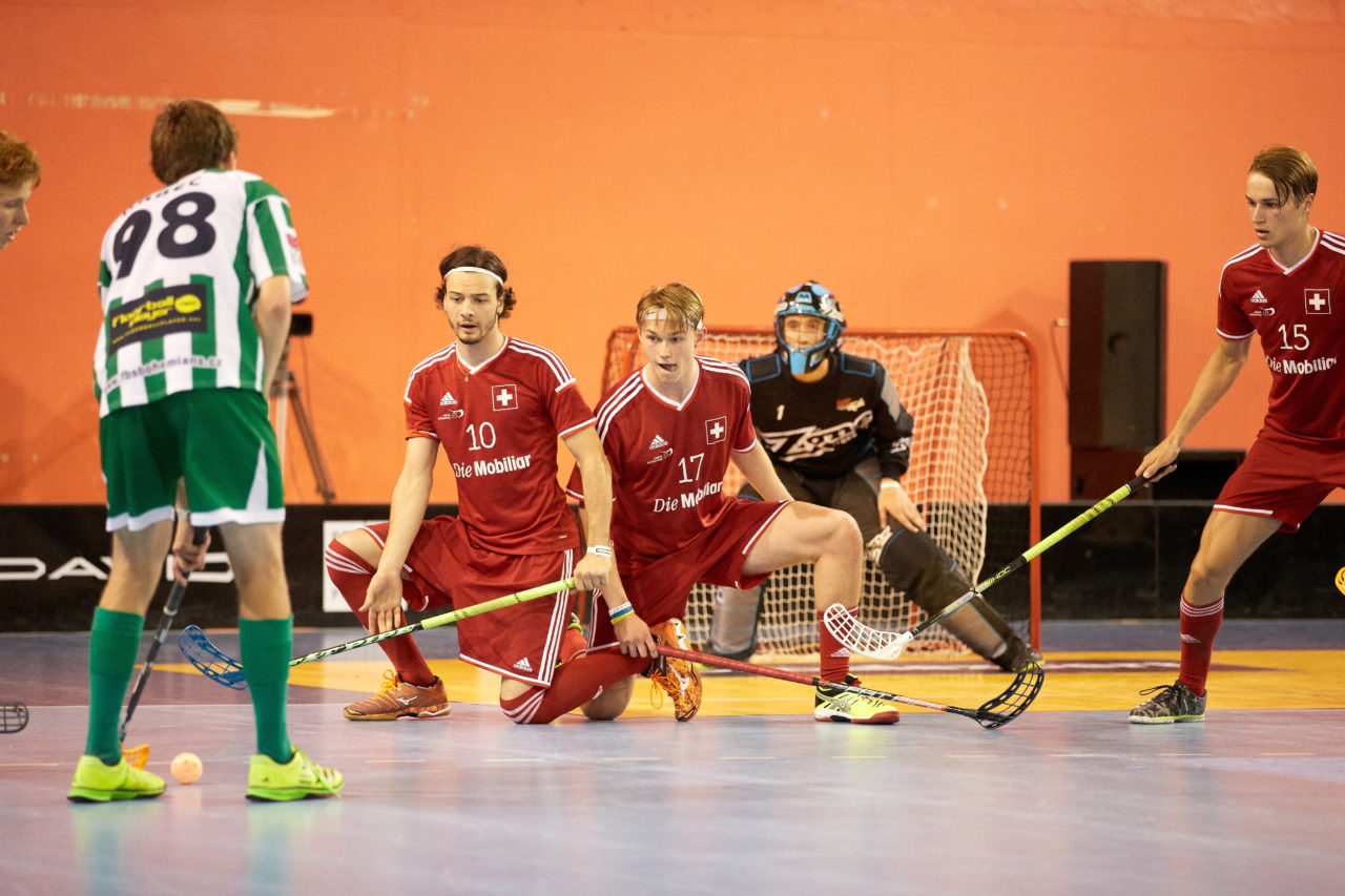 Unihockey Nachwuchsturnier Prague Games der grössten Schweizer Teilnehmerdelegation unter dem Namen Zug United vom 10. bis 14. Juli 2017 in Prag, Tschechische Republik
Kategorien Boys B12 bis Boys B18 und Girls G12 bis Girls G18
Bilder: Michael Peter