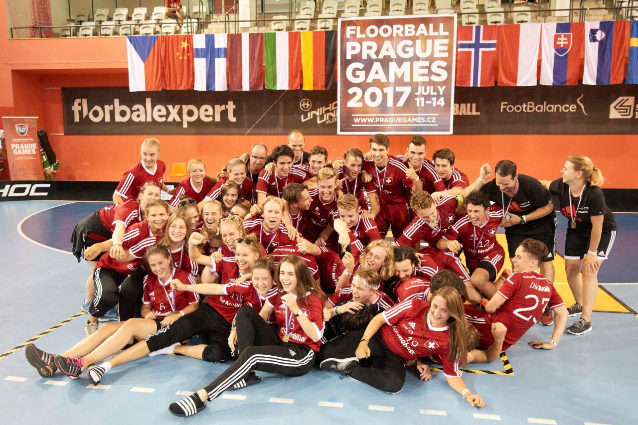 Unihockey Nachwuchsturnier Prague Games der grössten Schweizer Teilnehmerdelegation unter dem Namen Zug United vom 10. bis 14. Juli 2017 in Prag, Tschechische Republik
Kategorien Boys B12 bis Boys B18 und Girls G12 bis Girls G18
Bilder: Michael Peter