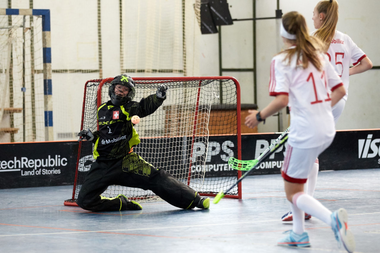 Unihockey Nachwuchsturnier Prague Games der grössten Schweizer Teilnehmerdelegation unter dem Namen Zug United vom 10. bis 14. Juli 2017 in Prag, Tschechische Republik
Kategorien Boys B12 bis Boys B18 und Girls G12 bis Girls G18
Bilder: Michael Peter