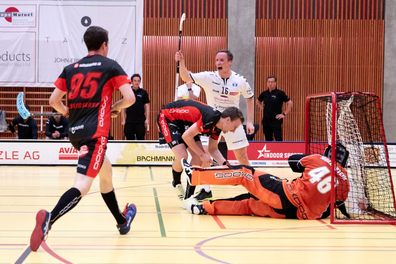 Zug United Herren NLA
Zug United - UHC Uster 
Resultat 8 : 5 am 23. September 2017 in der Sporthalle in Zug 
Bild: Michael Peter