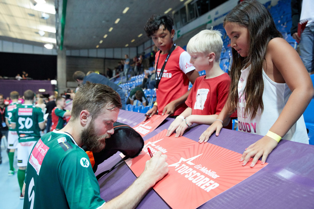 Indoor Sports Supercup 2017 
SV Wiler-Ersigen - Grasshopper Club Zürich 
Am 2. September 2017 in der Saalsporthalle in Zürich 
Foto: Michael Peter unihockey-fotos.ch
