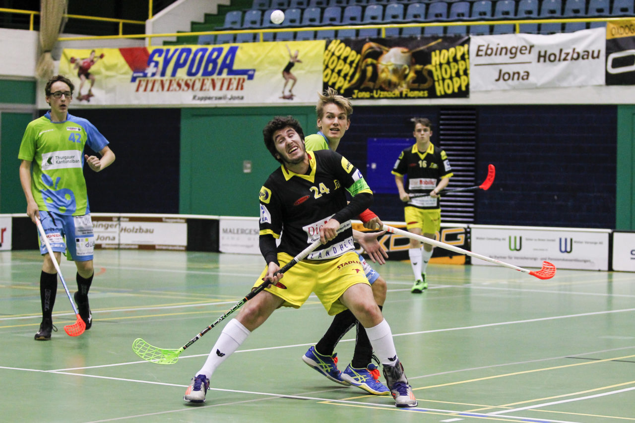 (8.10.2017; Jona Uznach Flames - Floorball Thurgau; Sporthalle Gruenfeld, Jona)
Photos: www.unihockey-fotos.ch Claudio Thoma