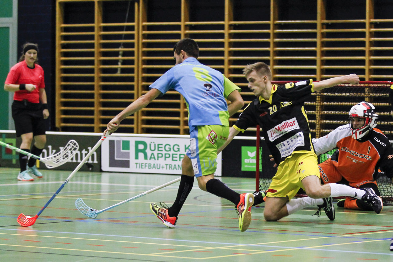 (8.10.2017; Jona Uznach Flames - Floorball Thurgau; Sporthalle Gruenfeld, Jona)
Photos: www.unihockey-fotos.ch Claudio Thoma