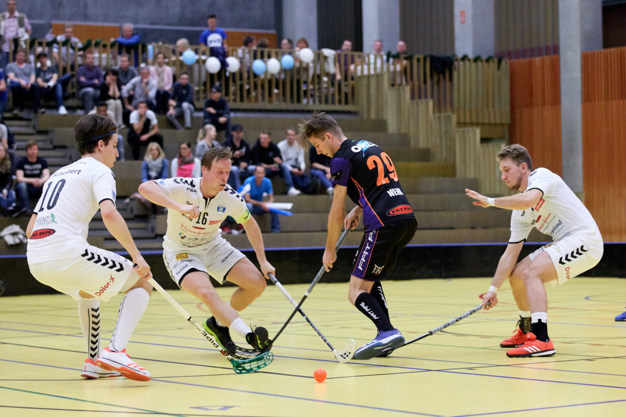 Zug United Herren NLA
Zug United - Grasshopper Club Zürich 
Resultat 6 : 10 am 29. September 2017 in der Sporthalle in Zug 
Bild: Michael Peter