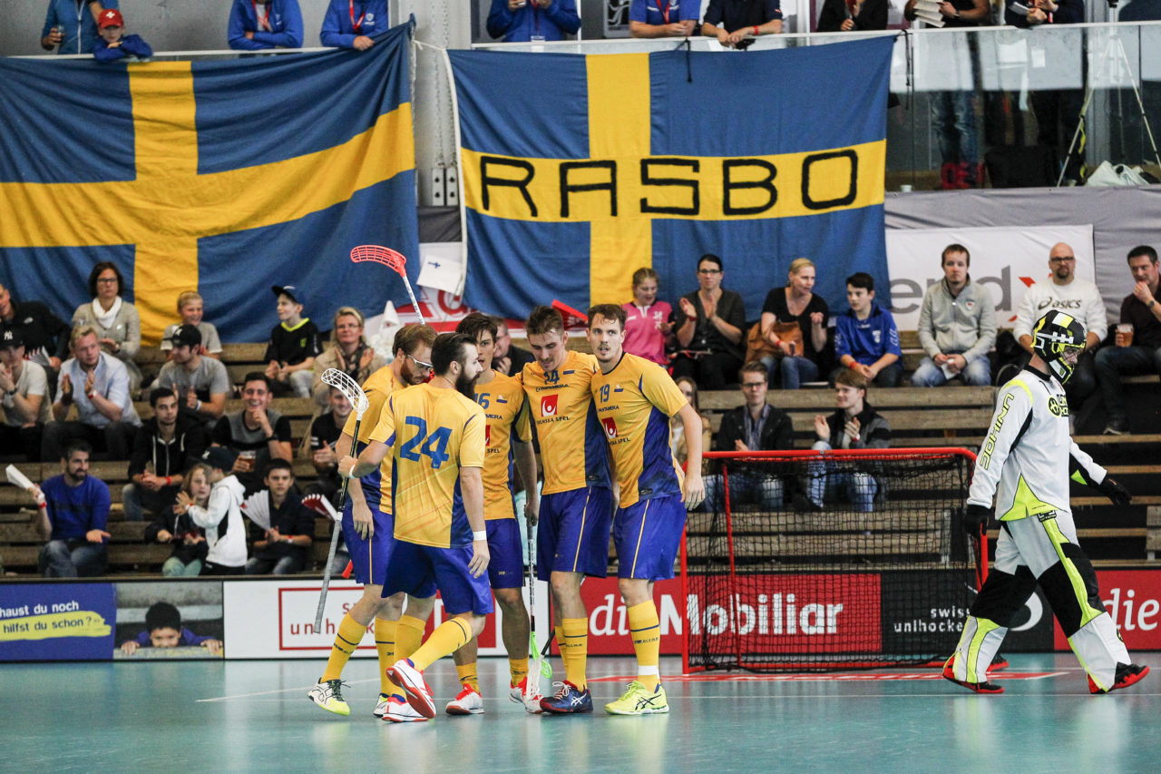 Schweden jubelt nach seinem Treffer.

4.11.2017; Schweden - Tschechien, Sporthalle Grossmatt; Kirchberg)
Photos: www.unihockey-fotos.ch Claudio Thoma