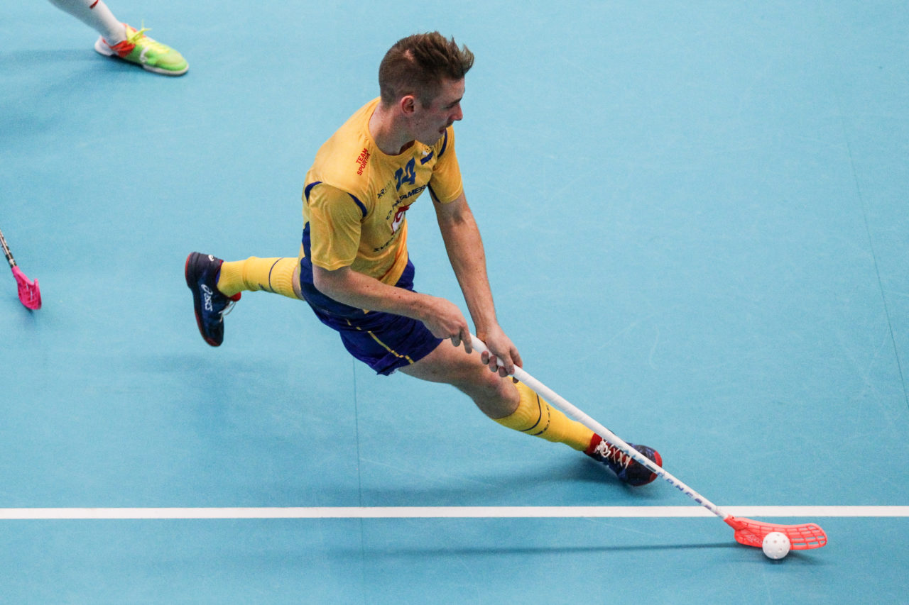 Stilstudie mit Tobias Gustafsson (Nr. 14, Schweden).

4.11.2017; Schweden - Tschechien, Sporthalle Grossmatt; Kirchberg)
Photos: www.unihockey-fotos.ch Claudio Thoma
