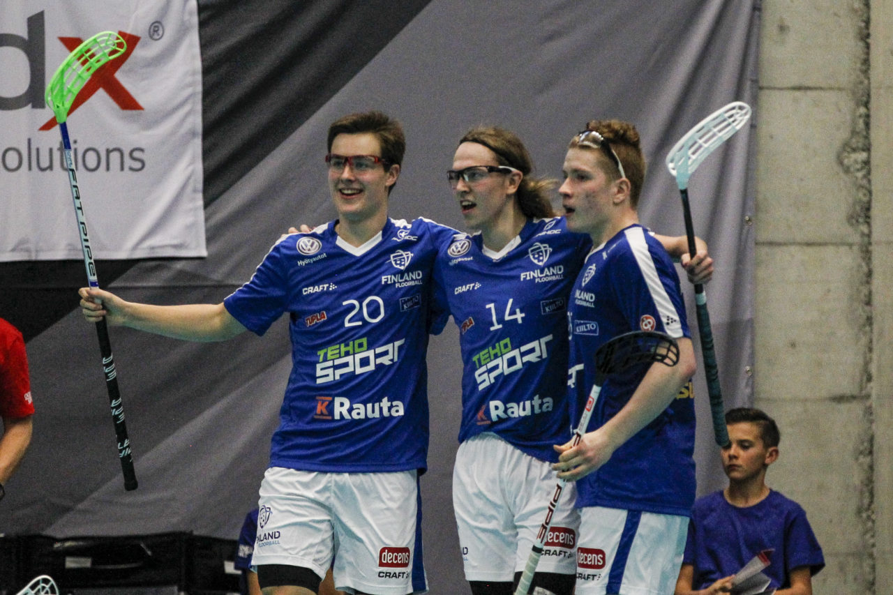 Finnland jubelt.

4.11.2017; Schweden U19 - Tschechien U19, Sporthalle Grossmatt; Kirchberg)
Photos: www.unihockey-fotos.ch Claudio Thoma