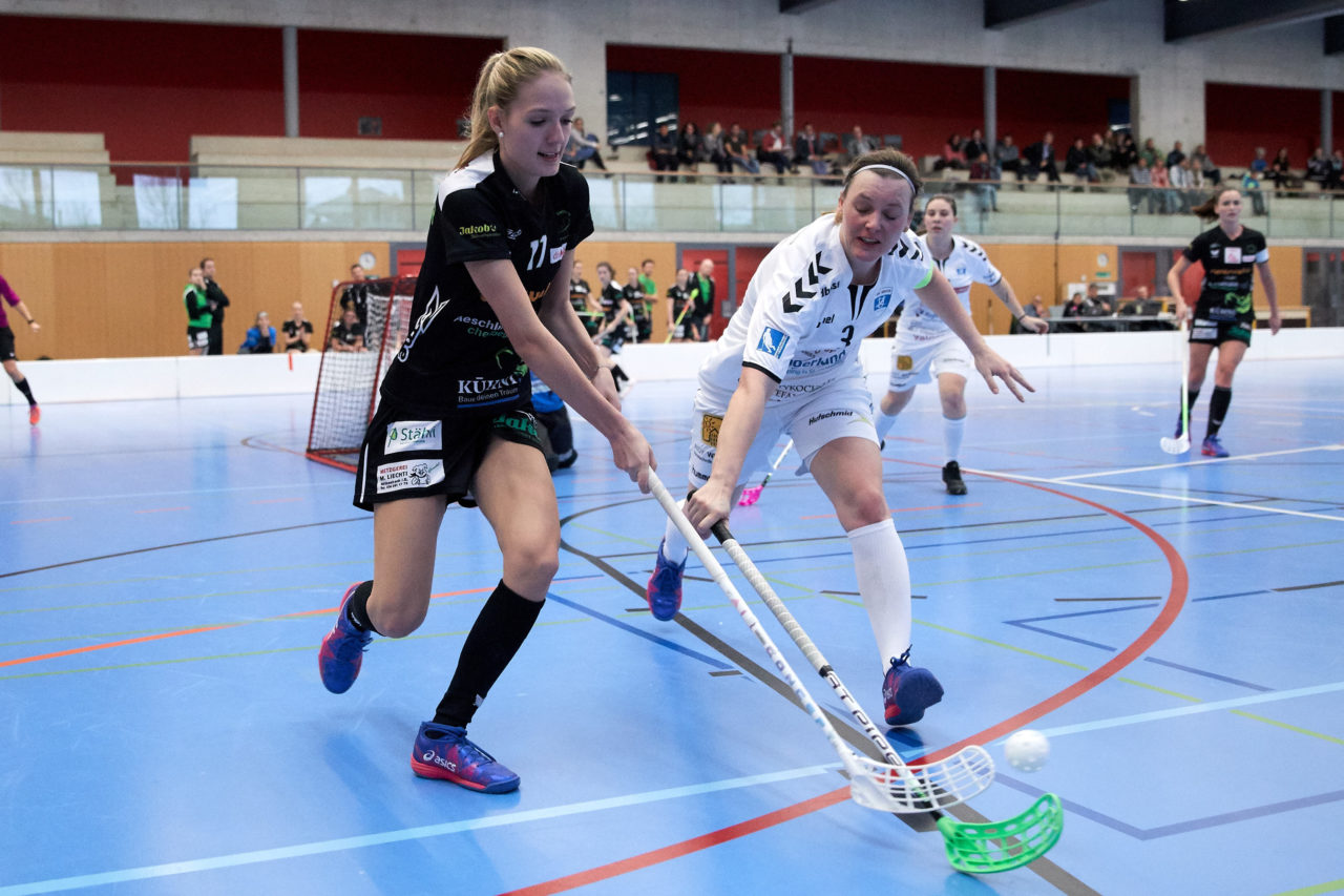 Zug United Damen NLA 
Zug United - UHV Skorpion Emmental 
Resultat 4 : 5 
am 18. November 2017 in der Sporthalle Schönenbühl in Unterägeri 
Bild: Michael Peter