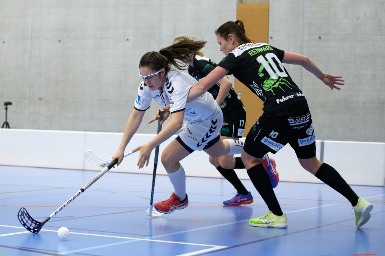 Zug United Damen NLA 
Zug United - UHV Skorpion Emmental 
Resultat 4 : 5 
am 18. November 2017 in der Sporthalle Schönenbühl in Unterägeri 
Bild: Michael Peter