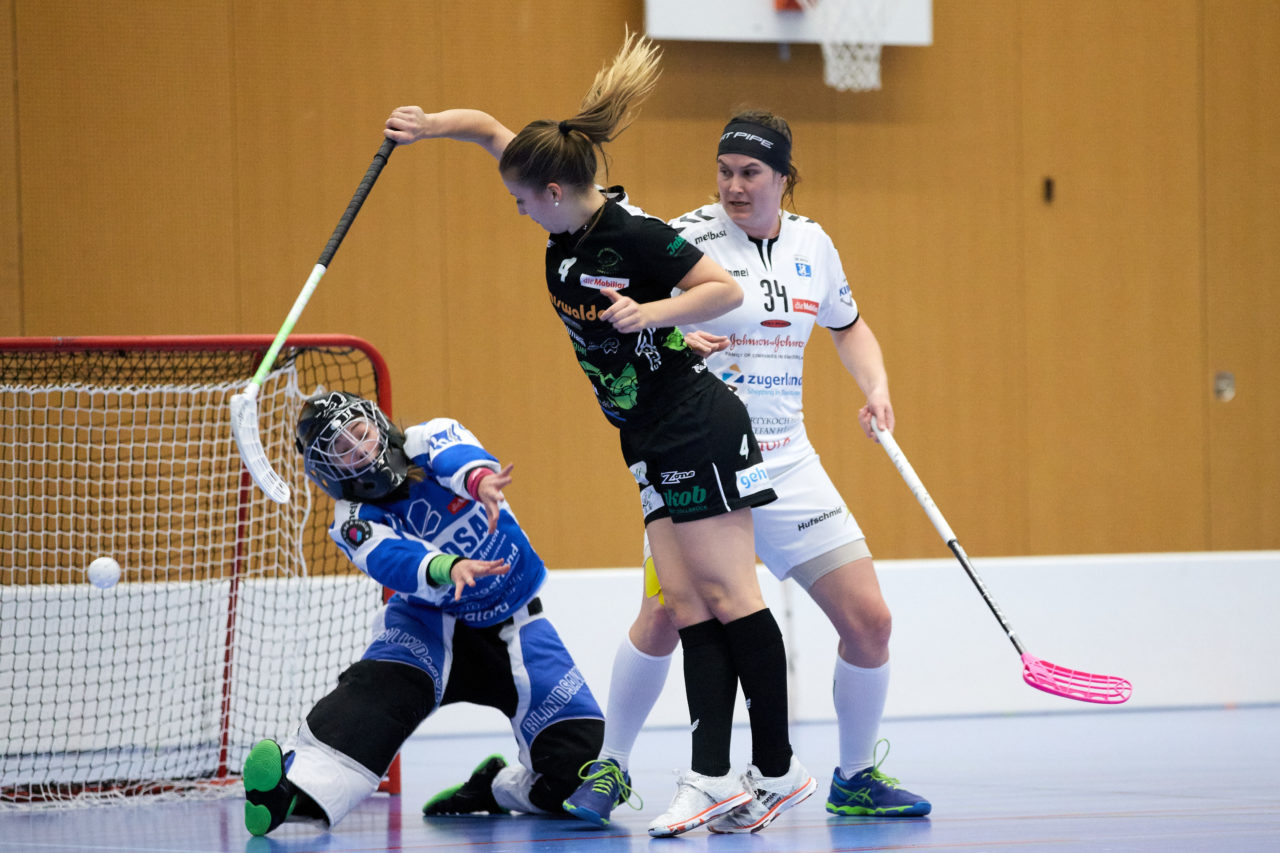 Zug United Damen NLA 
Zug United - UHV Skorpion Emmental 
Resultat 4 : 5 
am 18. November 2017 in der Sporthalle Schönenbühl in Unterägeri 
Bild: Michael Peter