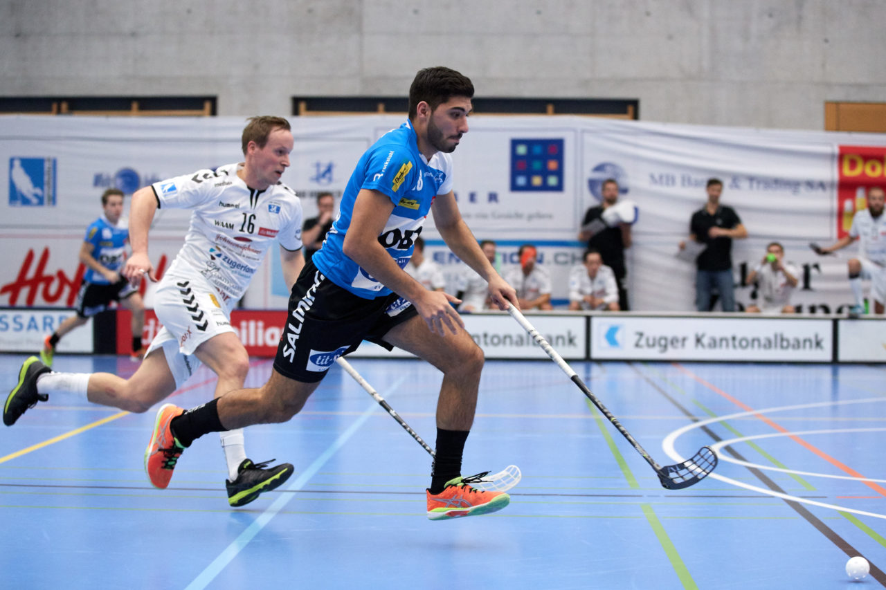 Zug United Herren NLA
Zug United - Kloten-Bülach Jets 
Resultat 6 : 5 am 11. November 2017 in der Sporthalle Schönenbühl in Unterägeri 
Bild: Michael Peter
