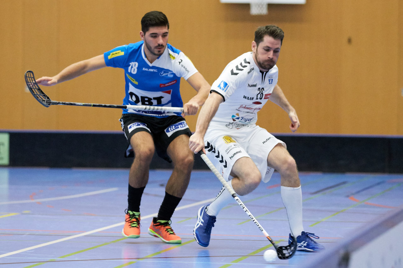 Zug United Herren NLA
Zug United - Kloten-Bülach Jets 
Resultat 6 : 5 am 11. November 2017 in der Sporthalle Schönenbühl in Unterägeri 
Bild: Michael Peter