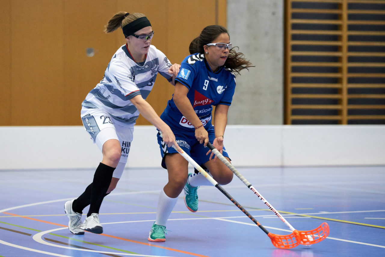 UHC Zugerland - Ad Astra Sarnen 
Resultat 3 : 6 
am 18. November 2017 in der Sporthalle Schönenbühl in Unterägeri 
Bild: Michael Peter