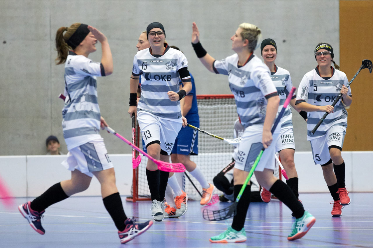 UHC Zugerland - Ad Astra Sarnen 
Resultat 3 : 6 
am 18. November 2017 in der Sporthalle Schönenbühl in Unterägeri 
Bild: Michael Peter