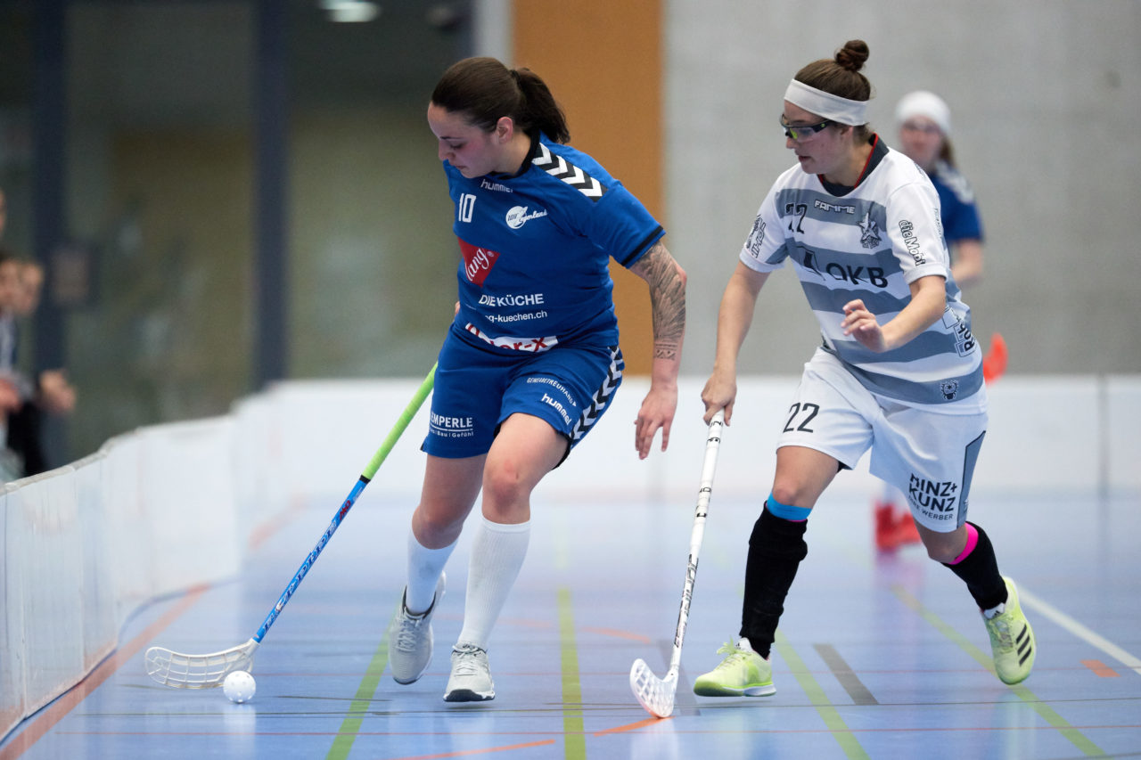 UHC Zugerland - Ad Astra Sarnen 
Resultat 3 : 6 
am 18. November 2017 in der Sporthalle Schönenbühl in Unterägeri 
Bild: Michael Peter