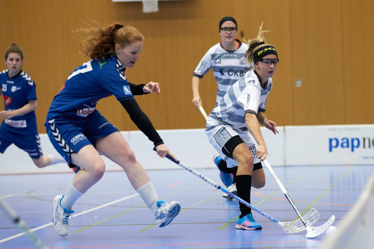 UHC Zugerland - Ad Astra Sarnen 
Resultat 3 : 6 
am 18. November 2017 in der Sporthalle Schönenbühl in Unterägeri 
Bild: Michael Peter
