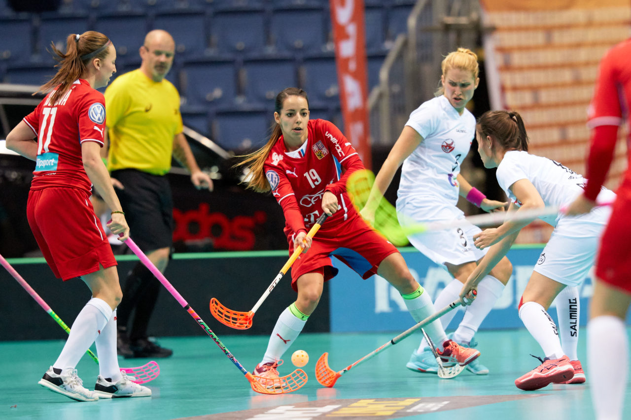 Women's World Floorball Championships 2017 
Stadion Ondreja Nepelu and Hant Arena Bratislava, Slovakia 
1rd - 9th December 2017 
Event website: www.iffwfc.org 
Photos: Michael Peter