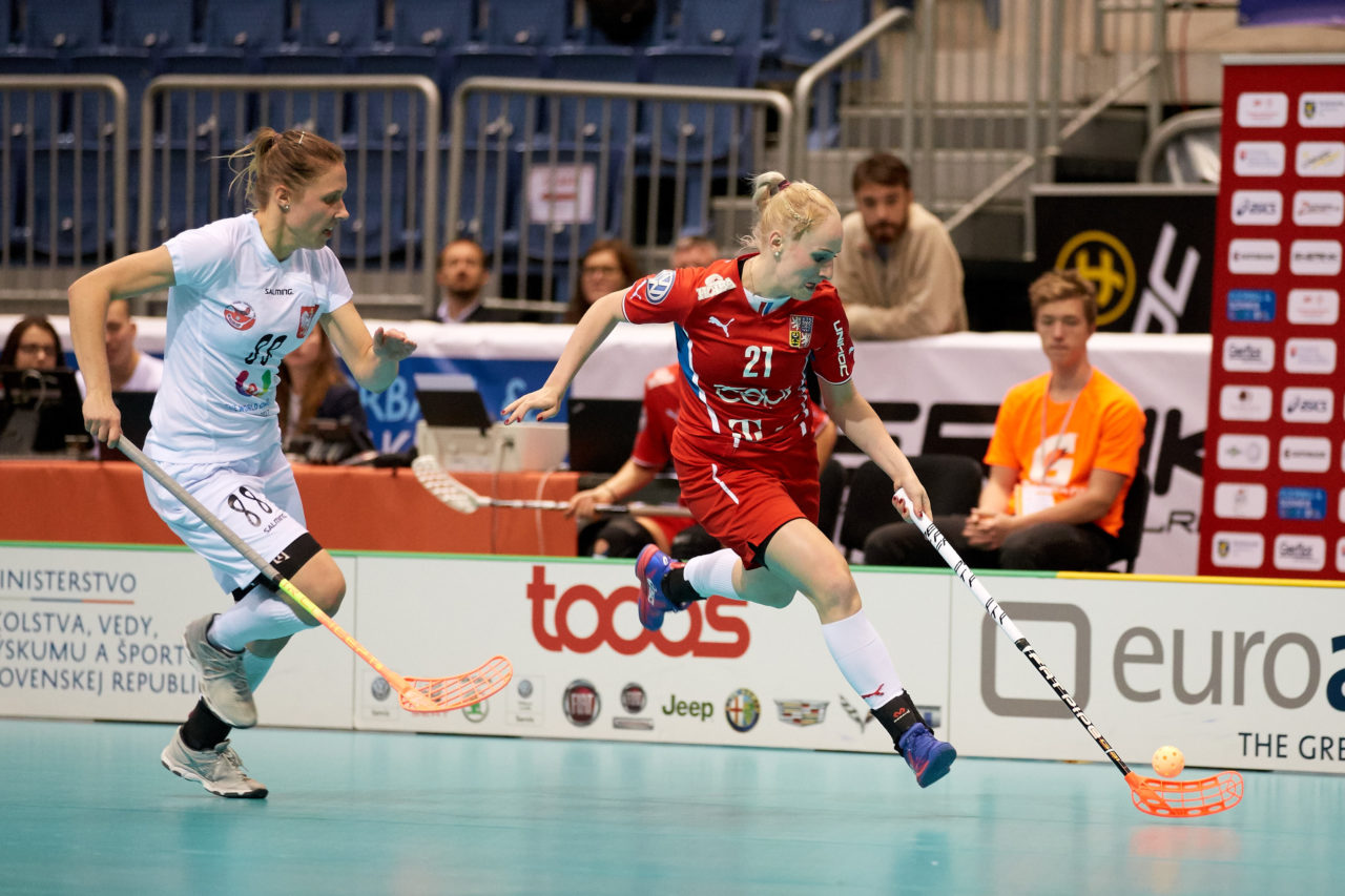 Women's World Floorball Championships 2017 
Stadion Ondreja Nepelu and Hant Arena Bratislava, Slovakia 
1rd - 9th December 2017 
Event website: www.iffwfc.org 
Photos: Michael Peter