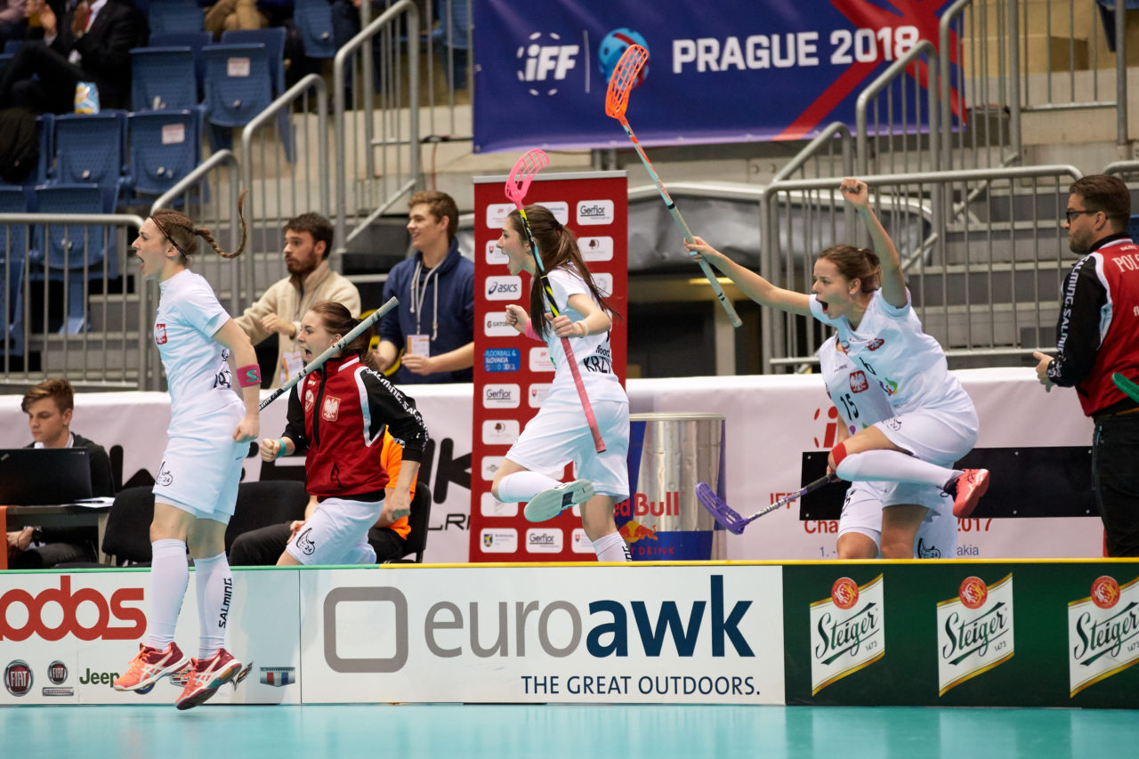 Women's World Floorball Championships 2017 
Stadion Ondreja Nepelu and Hant Arena Bratislava, Slovakia 
1rd - 9th December 2017 
Event website: www.iffwfc.org 
Photos: Michael Peter