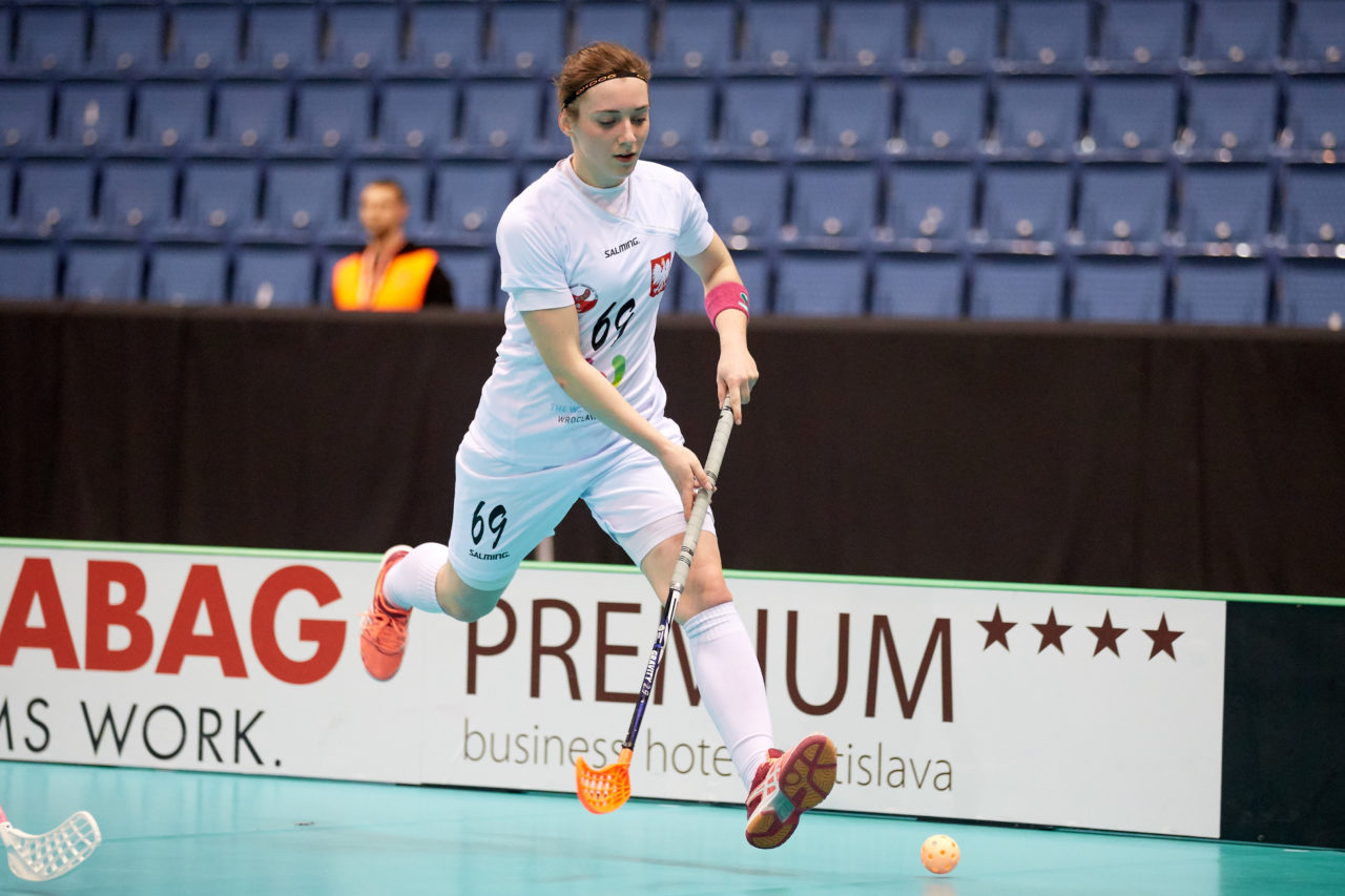 Women's World Floorball Championships 2017 
Stadion Ondreja Nepelu and Hant Arena Bratislava, Slovakia 
1rd - 9th December 2017 
Event website: www.iffwfc.org 
Photos: Michael Peter