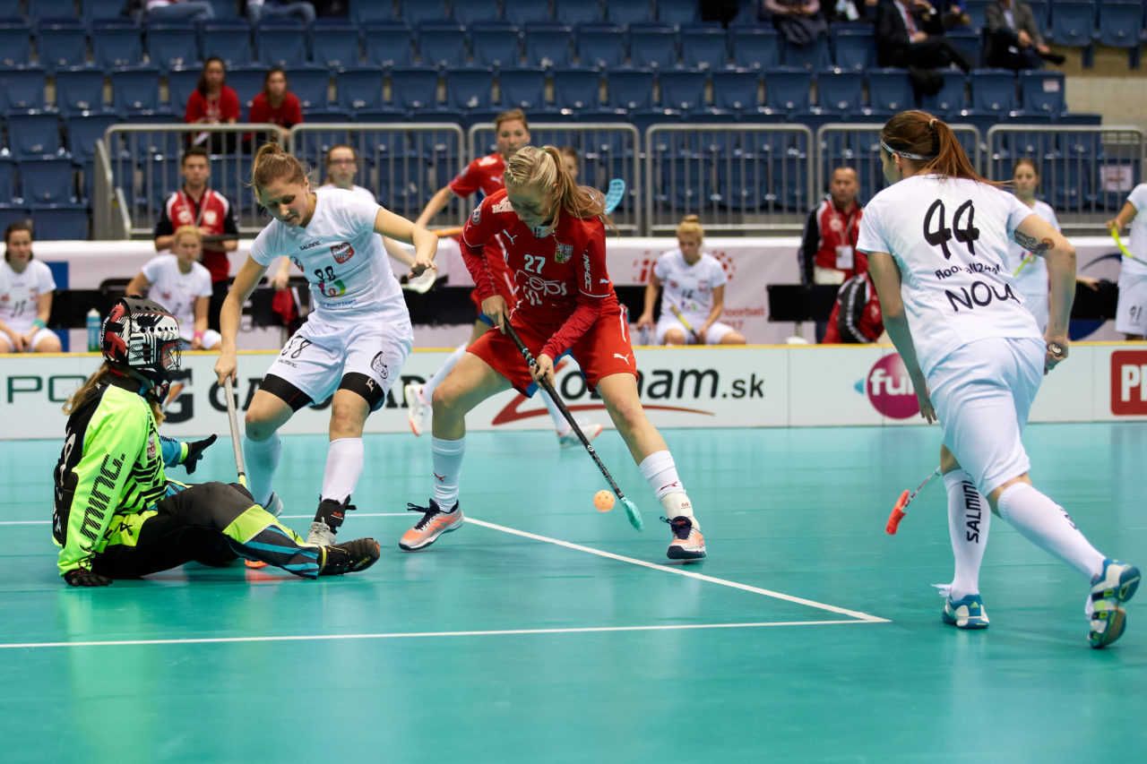 Women's World Floorball Championships 2017 
Stadion Ondreja Nepelu and Hant Arena Bratislava, Slovakia 
1rd - 9th December 2017 
Event website: www.iffwfc.org 
Photos: Michael Peter
