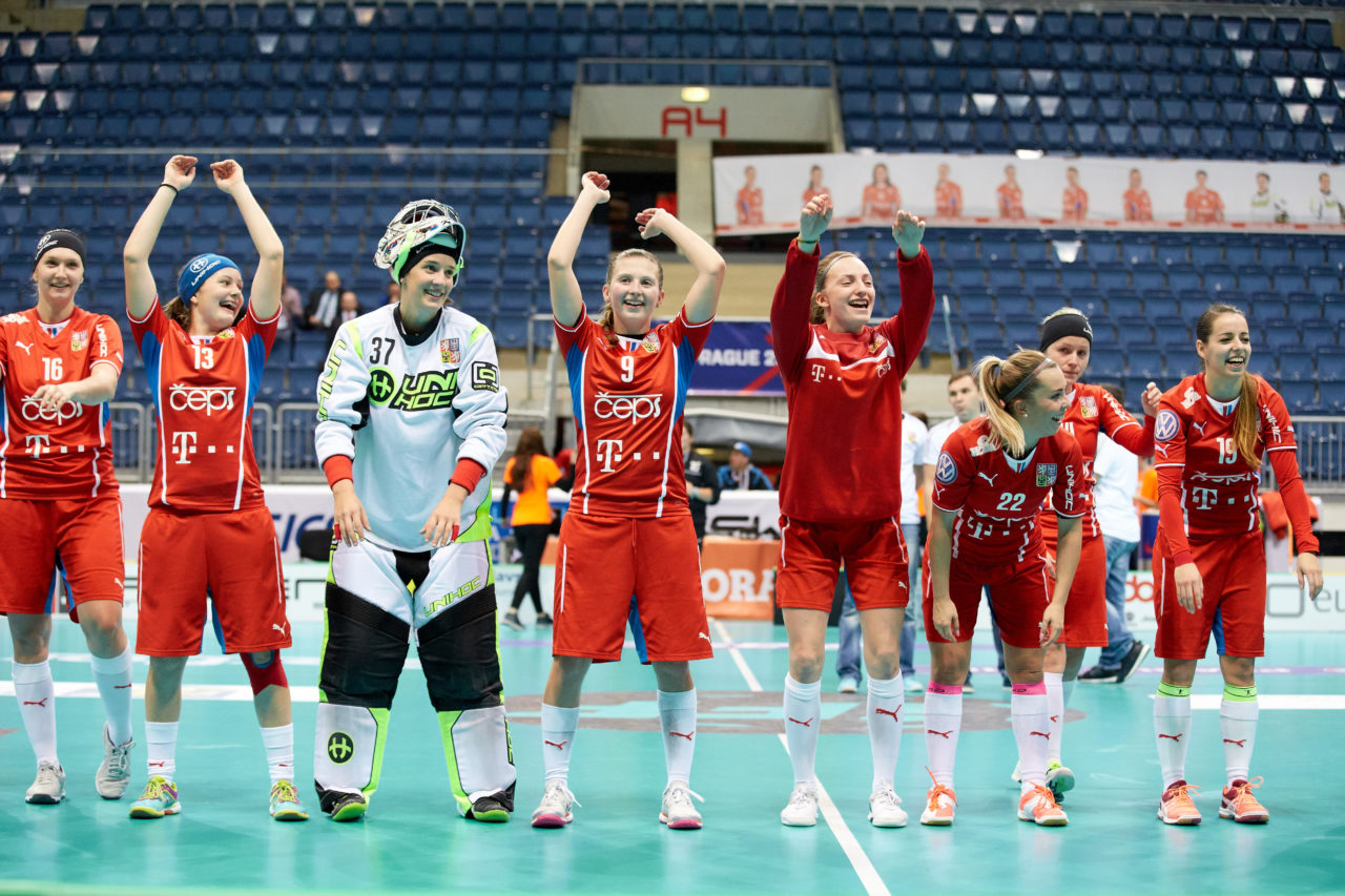 Women's World Floorball Championships 2017 
Stadion Ondreja Nepelu and Hant Arena Bratislava, Slovakia 
1rd - 9th December 2017 
Event website: www.iffwfc.org 
Photos: Michael Peter